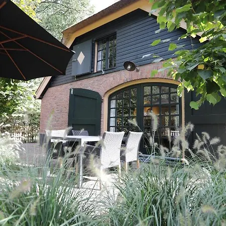 Lindenhof & Holiday home Garderen