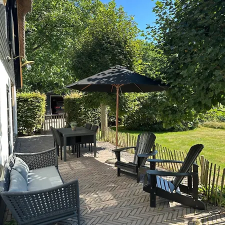 Holiday home Lindenhof & *